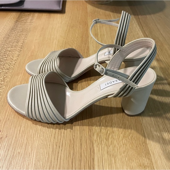 Casadei Heels! - Picture 2 of 4